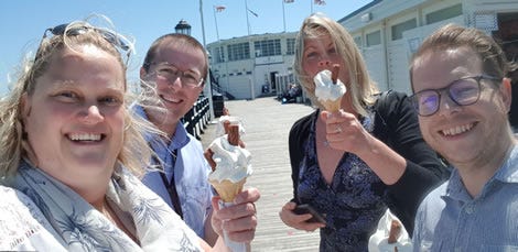 Photo: On Worthing Pier with ice creams &mdash; Lorraine, Iain, Debbie and Simon